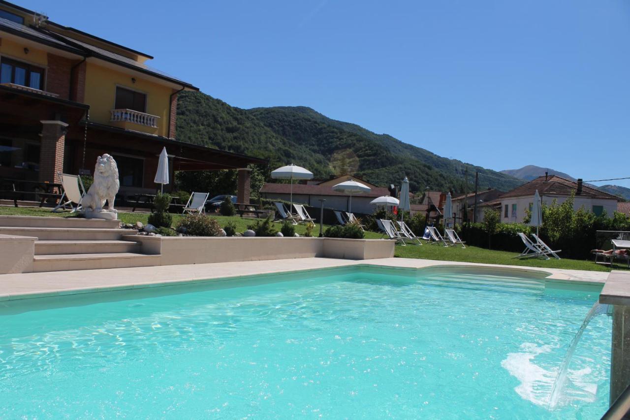 La Villa Guest House Capitignano Zewnętrze zdjęcie